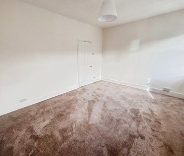 Salisbury Road, BARRY - Photo 5