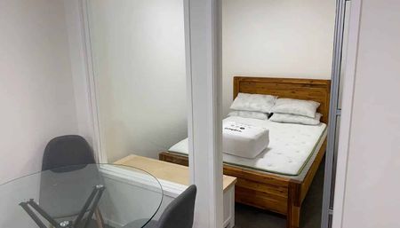 2 Bedroom, Fully Furnished in the Heart of the CBD - Photo 3