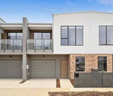 Brand New - Town Residence - Three Bedrooms, Two Living Zones + Hom... - Photo 3