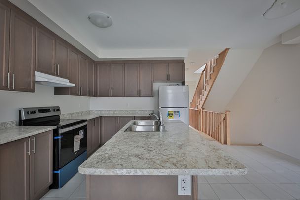 For Lease - 36 Sissons Way, Markham, Ontario - Photo 1