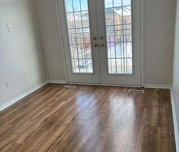 For Lease - 599 Rossellini Drive, Mississauga, Ontario - Photo 5