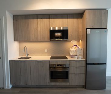 For Lease - 15 Skyridge Drive Unit# 1818, Brampton, Ontario - Photo 2