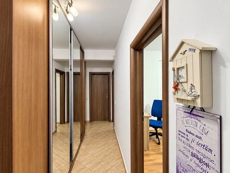 Dristor, apartament 3 camere 75 mp + parcare subterana la 10 minute metrou Dristor - Photo 2