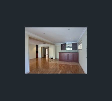 17 Ellerslie Street, Kensington Gardens, SA 5068 - Photo 4