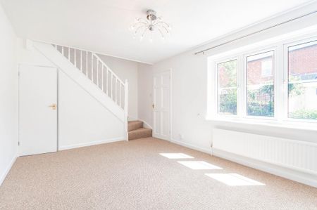 3 bedroom terraced house to rent - Photo 5