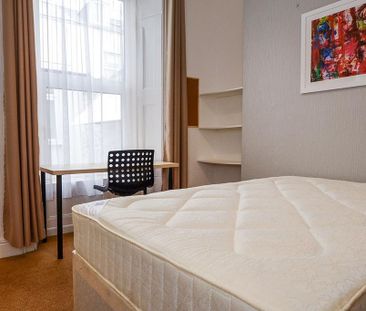 7 bedroom house share to rent - Photo 3