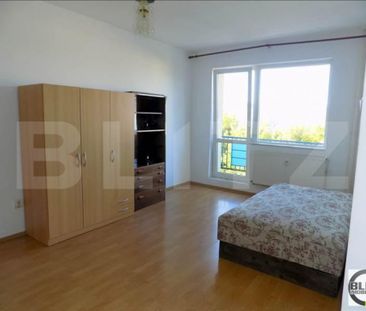 1 camera, 40 mp, semidecomandat, boxa subsol, zona strazii V - Fotografie 2