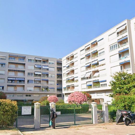 Location Appartement 2 pièces 43m² CAGNES SUR MER 06800 - Photo 1