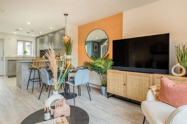 2 bedroom semi-detached house to rent - Photo 1