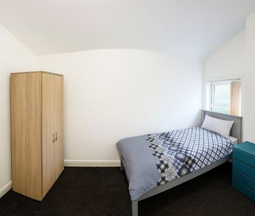 Room in a Shared House, Norwood Grove, B19 - Photo 1