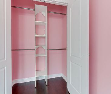 For Lease - 73 Four Seasons Crescent, East Gwillimbury, Ontario - Photo 3