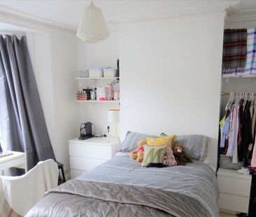 4 Bed Terraced House, Yardley Street, BN1 - Photo 2