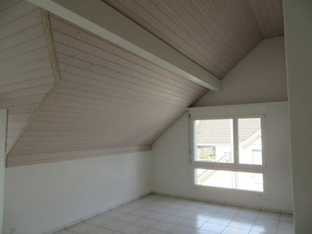 Schmucke 2.5 Zr. Dachwohnung mit Wintergarten - Photo 3