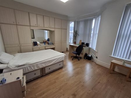 Pen-Y-wain Road, Roath - Photo 4