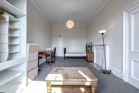 4 bedroom flat to rent - Photo 5
