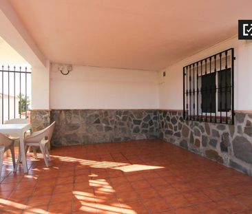 granada, Andalusia 18010 - Photo 3