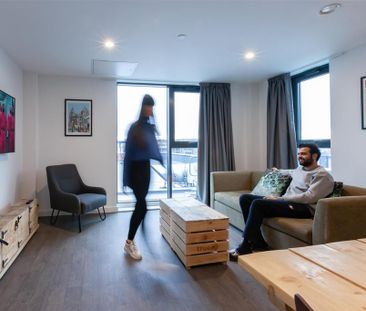 1 bedroom in a flat share to rent - Photo 1