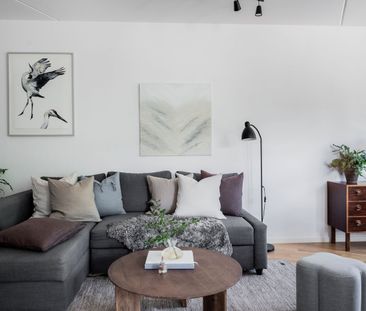 Rågsvedsvägen, Bandhagen - Photo 2