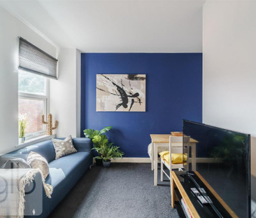 1 bedroom in a house share to rent - Photo 6