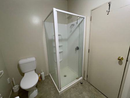 Easy Mahora living - Photo 2