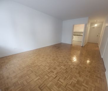 2300 Rue Saint Mathieu, #203 - Photo 6