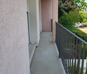 Location Appartement 4 pièces 70m² - Photo 6