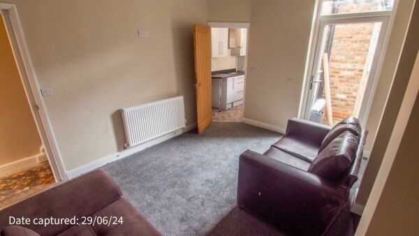 9, Cromer Street - Photo 1