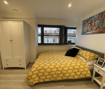 Studio to rent - Photo 6