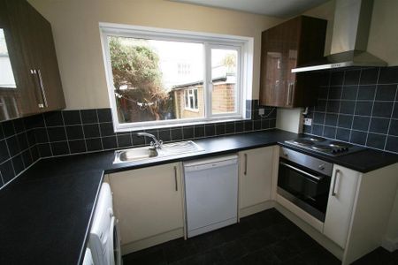 4 bedroom house to rent - Photo 4