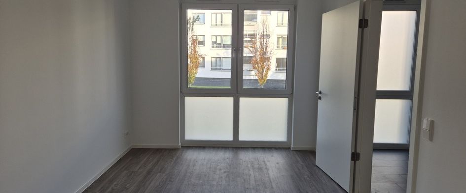 Exklusives Wohnen mit Komfort – barrierearme Traumwohnung mit Loggia und Blick ins Grüne - Foto 1