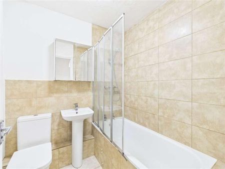 Wordsworth Mead, Redhill, Surrey, RH1 - Photo 4