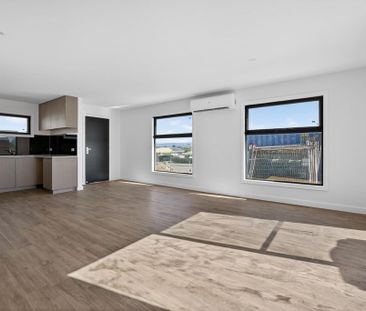 Brand new unit in George Town! - Photo 5