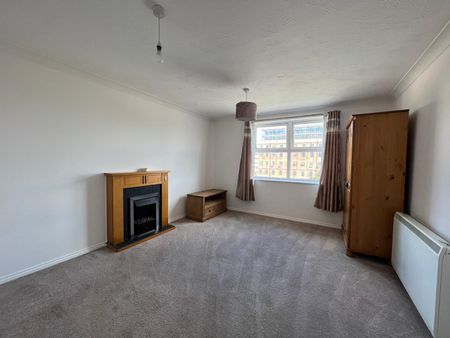 Pickfords Gardens, Berkshire, SL1 - Photo 2