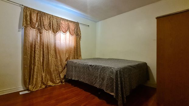 For Lease - 55 Littleleaf Drive Unit# RM C, Toronto, Ontario - Photo 1