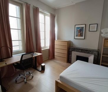 Location Appartement 3 pièces Meublé 56m² NANCY 54000 - Photo 2