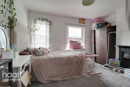 3 bedroom terraced house to rent - Photo 4