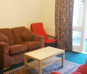 4 bedroom house to rent - Photo 1
