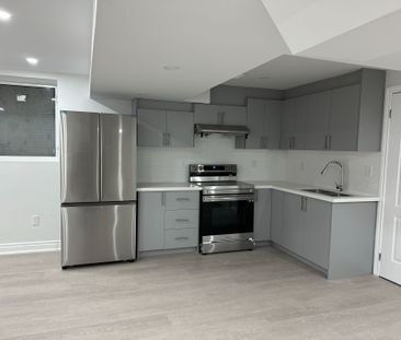 For Lease - 27 Roulette Crescent Unit# Basement, Brampton, Ontario - Photo 3