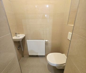 Ruhige 133m² Altbauwohnung mit 5 Zimmern in Innenhoflage - unbefristet - Foto 3