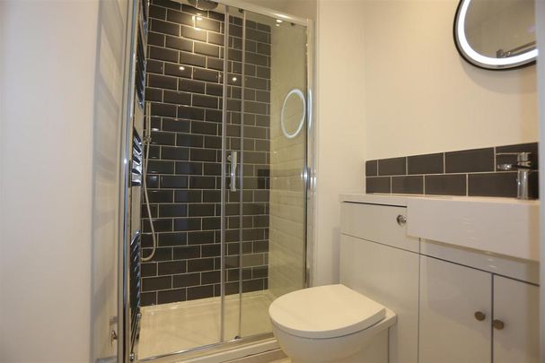 2 bedroom maisonette to rent - Photo 1