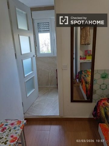 madrid, Community of Madrid 28027 - Photo 2