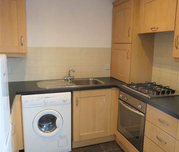 Apt 6 351A Beersbridge Road, Belfast, BT5 5DS - Photo 1