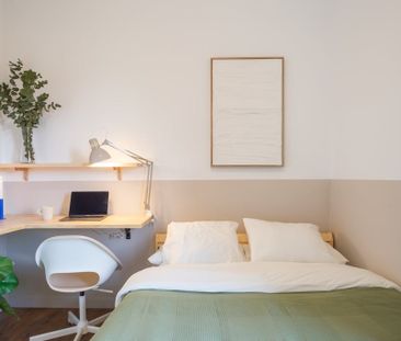 Carrer de Ganduxer, Barcelona, Catalonia 08022 - Photo 1