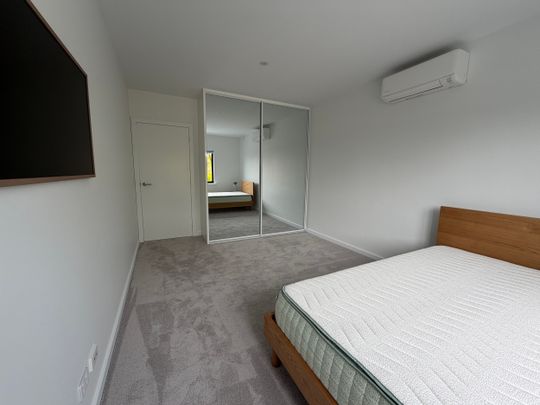 Mount Waverley - Photo 1