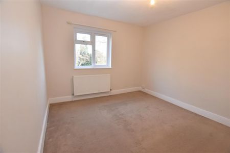2 BED End of terrace house To rent - Photo 4