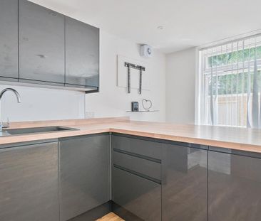 Liskeard Gardens, Blackheath SE3 - Photo 3