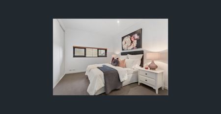 Sweet, Stylish and So Close to It All!! - Photo 5