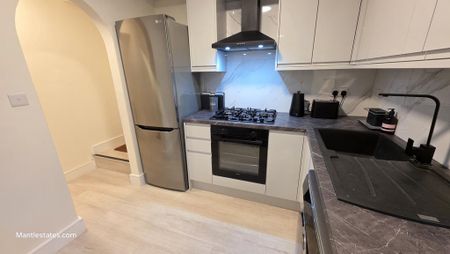 1 bedroom flat to rent - Photo 5