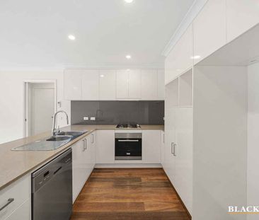 LOW MAINTENANCE, SEPARATE TITLE FAMILY HOME - Photo 2