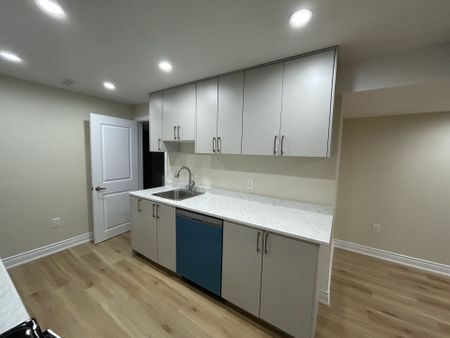 For Lease - 1110 Carding Mill Place Unit# BSMNT, Mississauga, Ontario - Photo 5